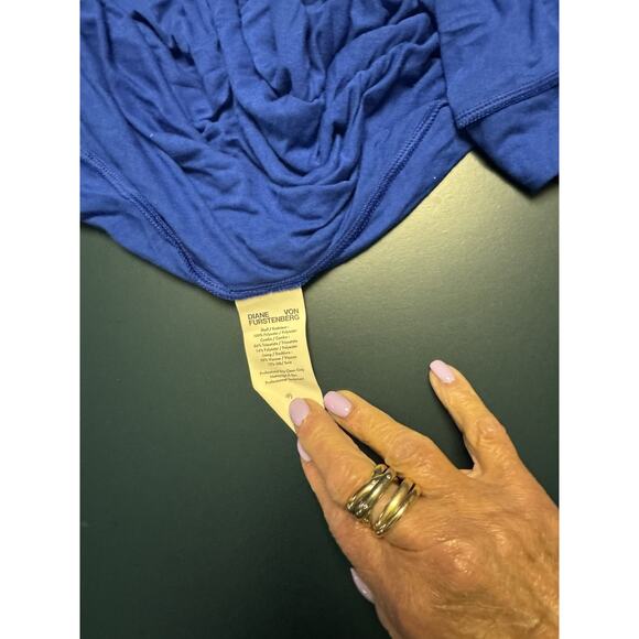 Diane Von Furstenberg Dress Size 12 - Picture 8 of 11